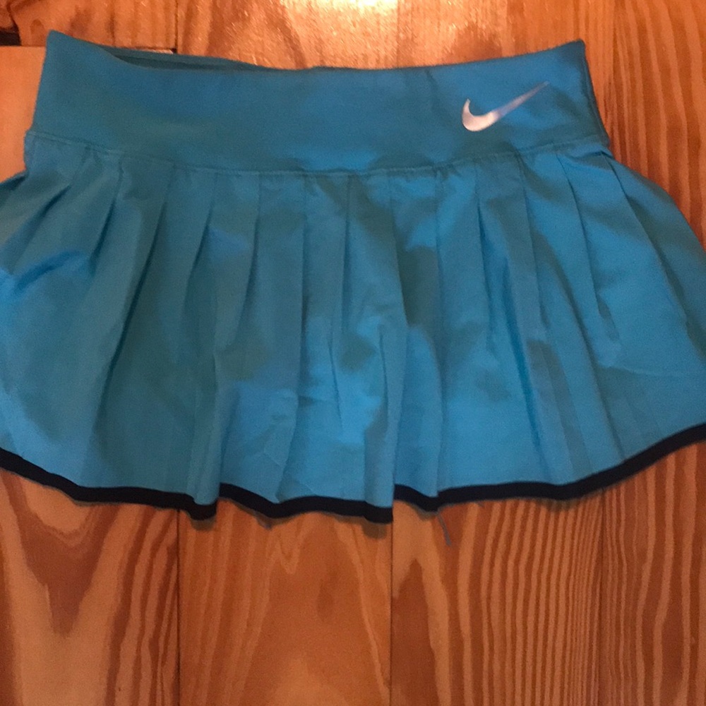 Nike girls size small tennis skirt